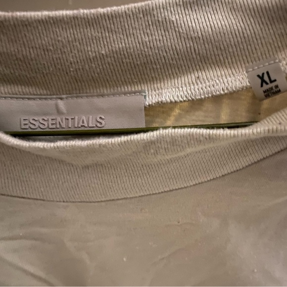 ✨Men’s - Fear Of God ‘Essentials’ T-Shirt (SS22)✨ - Picture 16 of 16